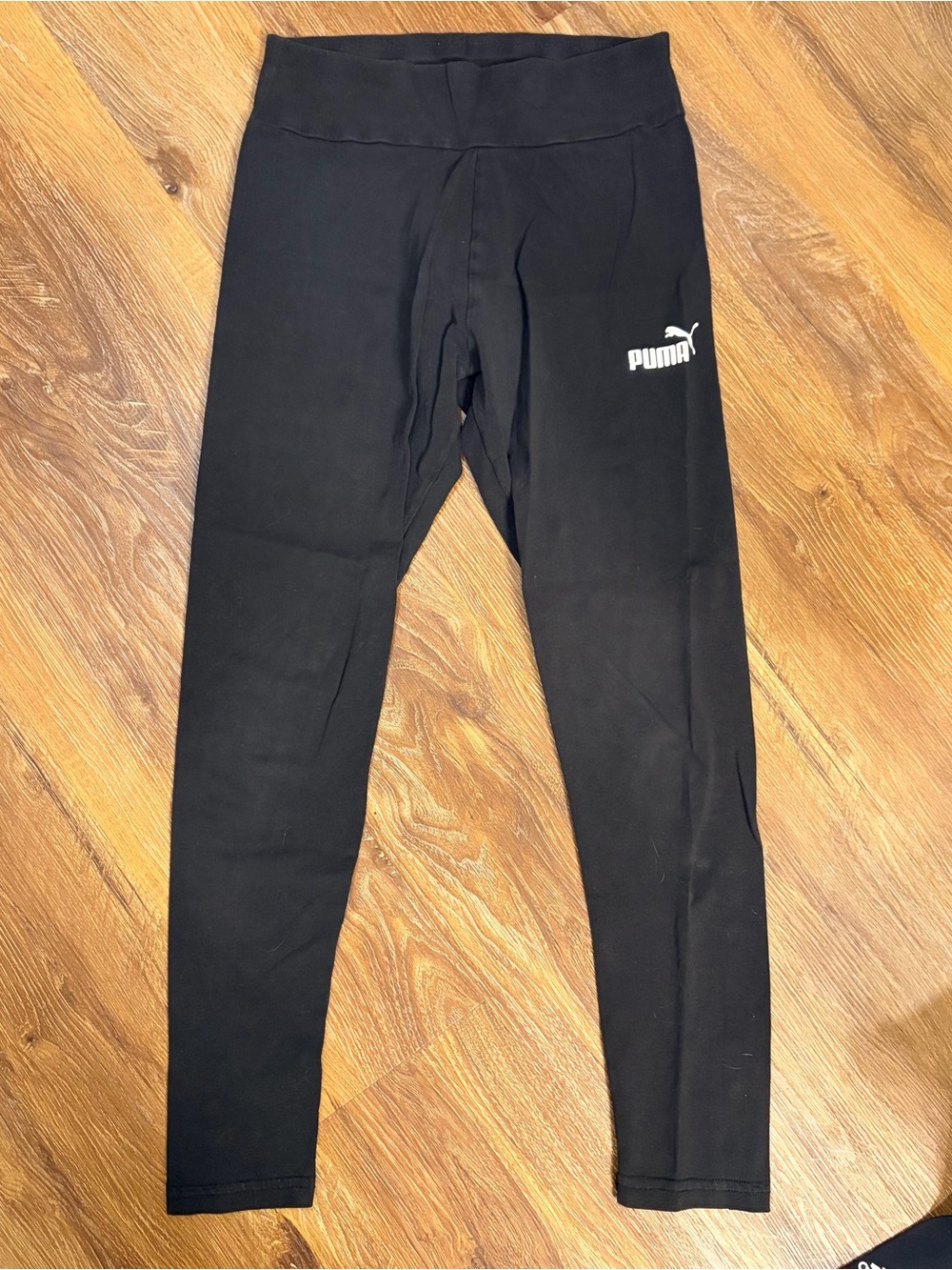 Puma Women’s Black High-Rise Logo Leggings Size Medium 🖤
